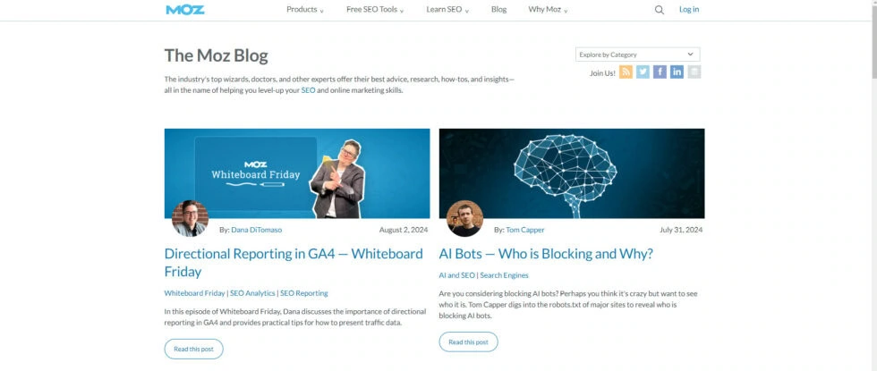 Moz blog homepage featuring articles on ga4 directional reporting and ai bots in seo