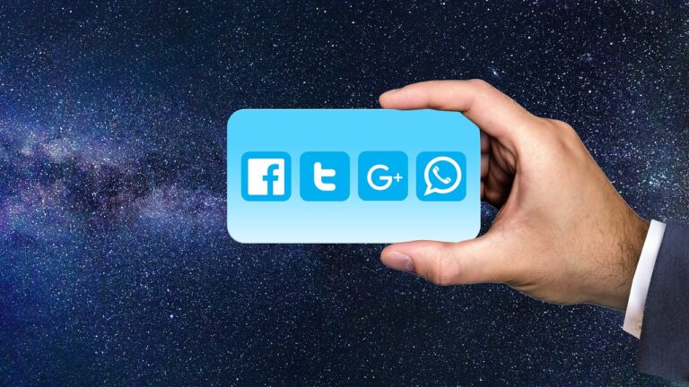 30 Awesome Facebook Cover Photos For Your Business Page