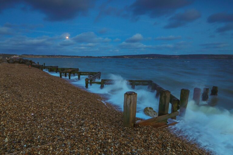 An Ultimate Guide on How to Become a Data Analyst in 6 Months