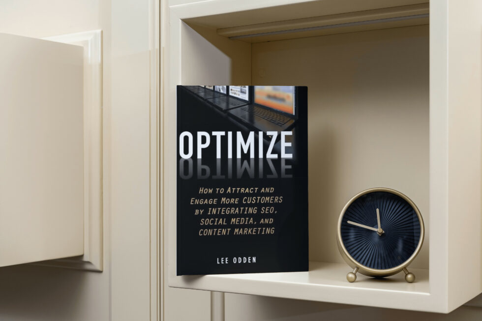Book "optimize" by lee odden on combining seo, social media, and content marketing to attract customers.